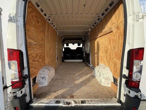 Used 2017 RAM ProMaster 2500 image 8