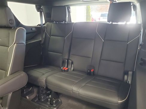 New 2026 Cadillac Escalade Luxury w/ LPO, Radiant Package image 34