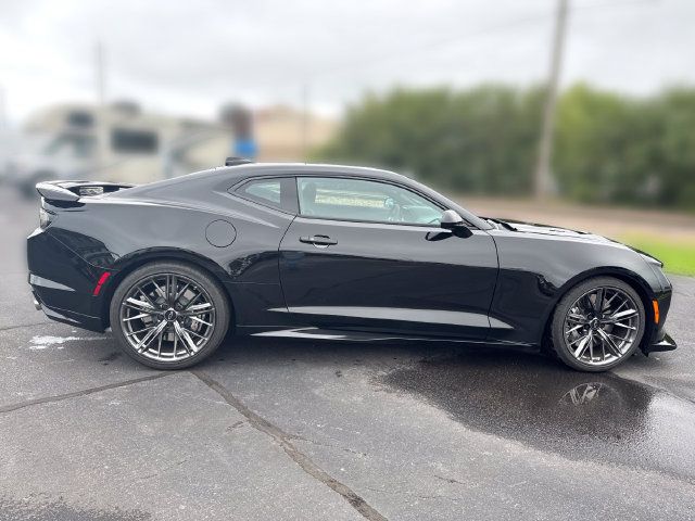 Used 2023 Chevrolet Camaro ZL1 RWD image 6