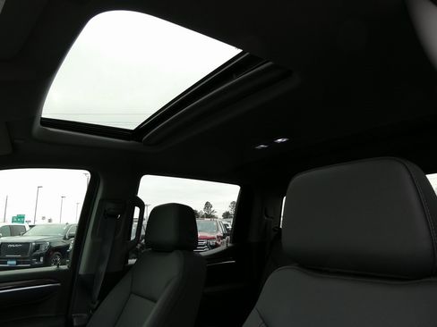 Certified 2025 Chevrolet Silverado 1500 LTZ w/ LTZ Premium Package image 23