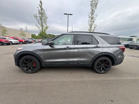Certified 2024 Ford Explorer ST w/ Equipment Group 401A AWD/4WD image 8