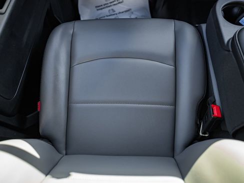 New 2026 RAM 2500 Tradesman w/ Chrome Appearance Group image 30