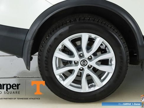 Used 2020 Nissan Rogue Sport SV w/ All-Weather Package AWD/4WD image 13