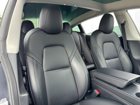 Used 2022 Tesla Model 3 image 35