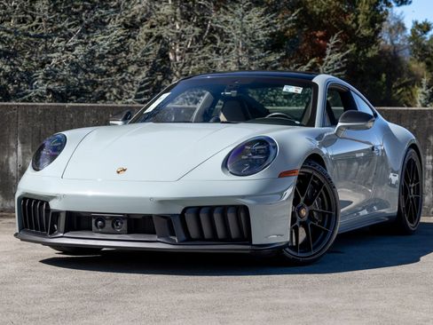 Used 2025 Porsche 911 Carrera 4 GTS AWD/4WD image 1
