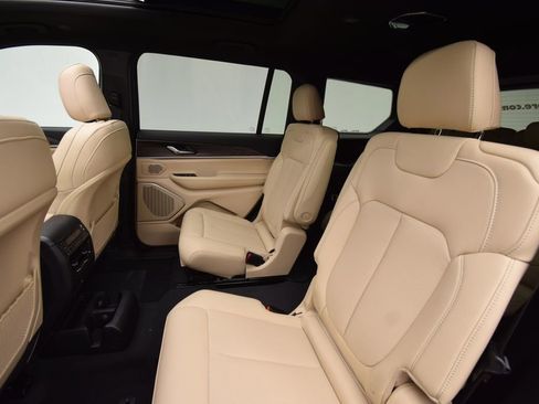New 2026 Jeep Grand Cherokee L Limited image 37