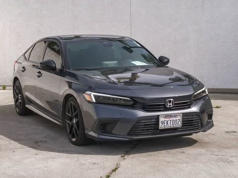 Used 2022 Honda Civic Sport image 3