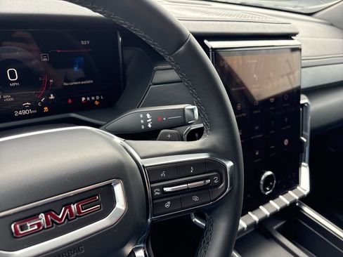 Used 2024 GMC Acadia Elevation w/ Luxury Package FWD image 35