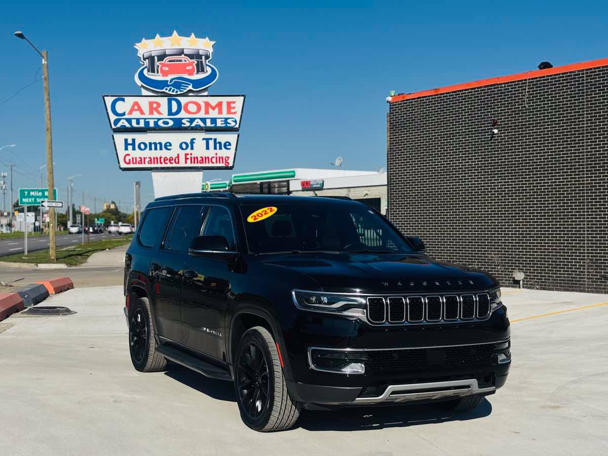 Used 2022 Jeep Wagoneer Series II w/ Premium Group I AWD/4WD image 1