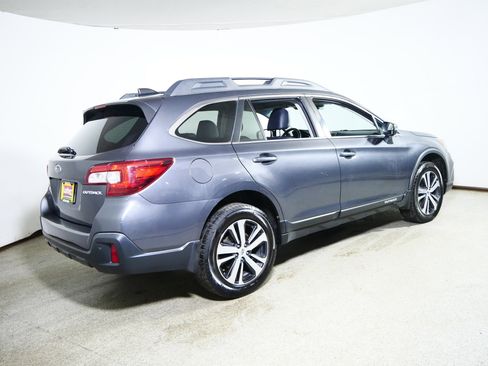 Used 2019 Subaru Outback 2.5i Limited w/ Protection Package #1 AWD/4WD image 7