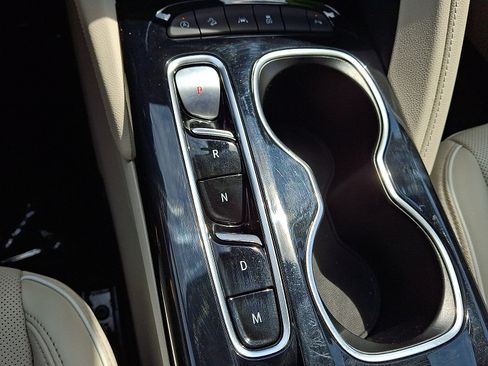 Used 2021 Buick Envision Avenir AWD/4WD image 15