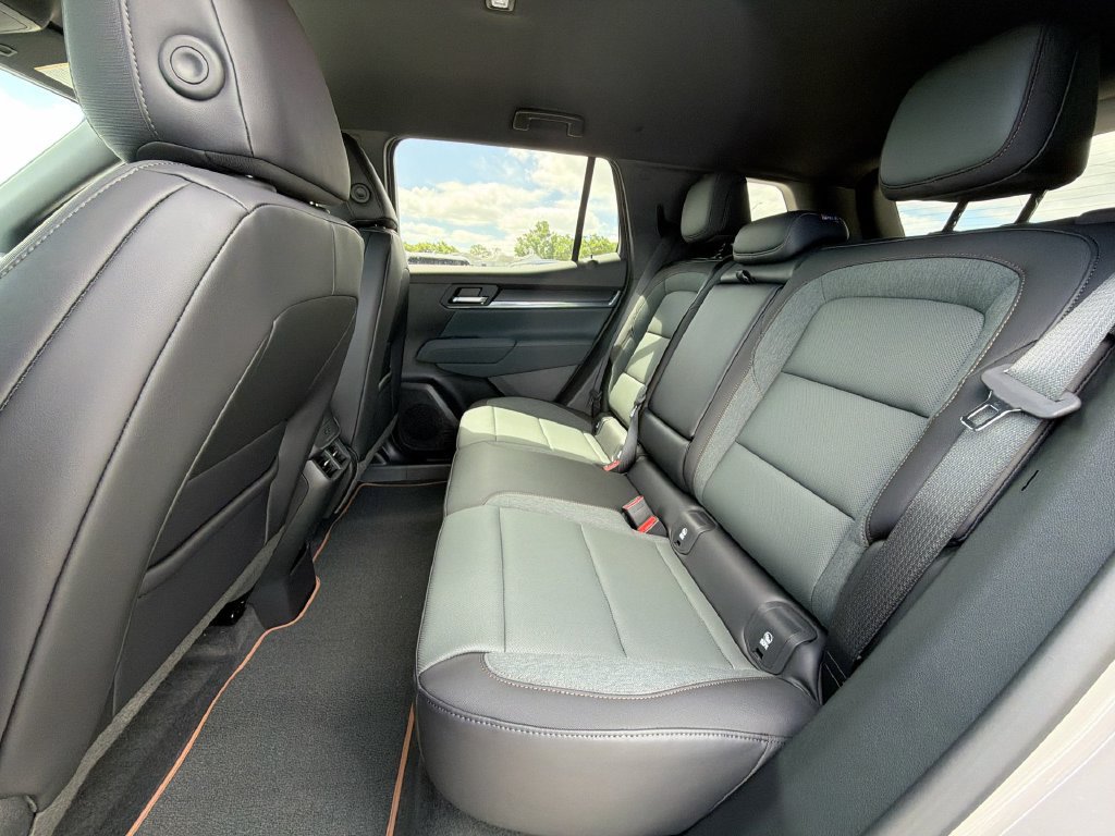 New 2026 GMC Terrain AT4 AWD/4WD image 30