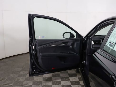 Used 2025 Toyota Camry LE image 16