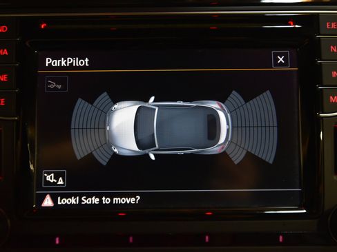 Used 2017 Volkswagen Beetle 1.8T SEL image 35