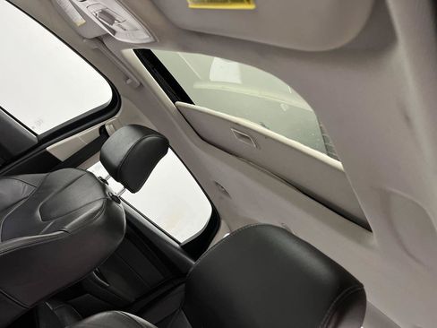 Used 2015 Ford Focus Titanium FWD image 7