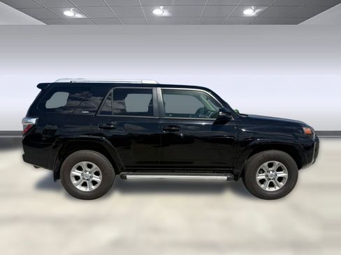 Used 2014 Toyota 4Runner SR5 Premium image 6