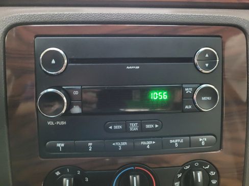 Used 2008 Ford Taurus SEL AWD/4WD image 36