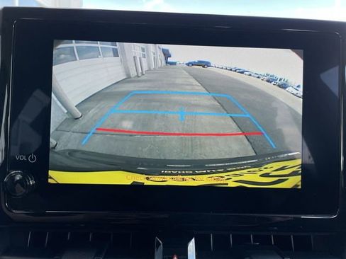 Used 2024 Toyota Corolla LE FWD image 17