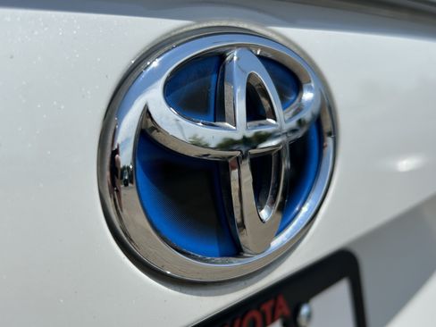 Certified 2023 Toyota RAV4 XSE AWD/4WD image 7