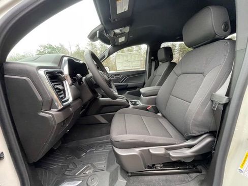 New 2026 GMC Canyon Elevation w/ Convenience Package image 19