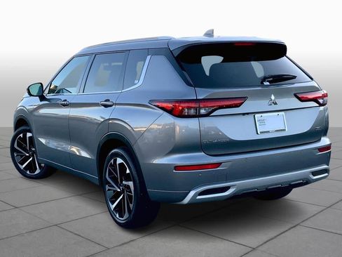 Used 2022 Mitsubishi Outlander SEL image 12