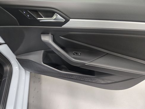 New 2025 Volkswagen Jetta Sport image 9