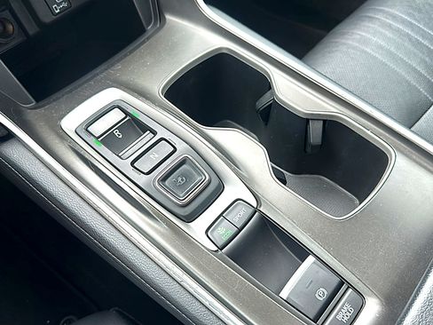 Used 2018 Honda Accord EX-L image 35