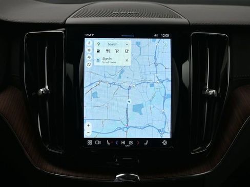 Used 2023 Volvo XC60 B5 Ultimate w/ Protection Package Premier image 15