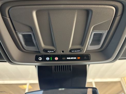 Used 2026 GMC Sierra 1500 Pro w/ Pro Value Package image 18