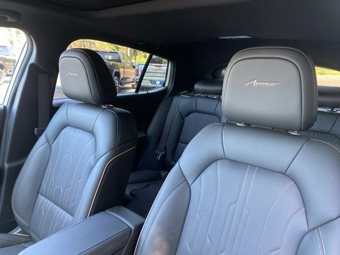 New 2025 Buick Envista Avenir image 19