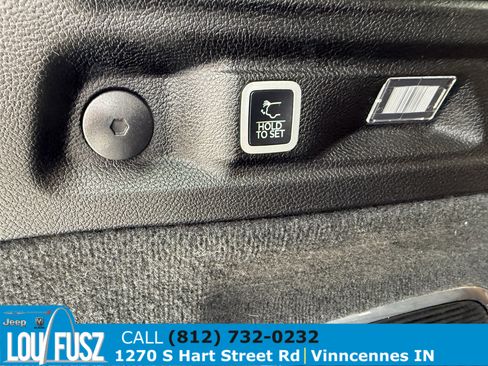Used 2024 Jeep Grand Cherokee L Summit image 13