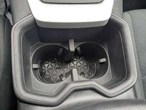 Used 2024 Toyota RAV4 LE image 22