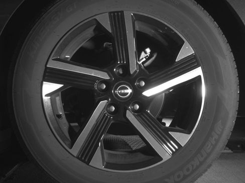 Used 2025 Nissan Sentra SV image 14