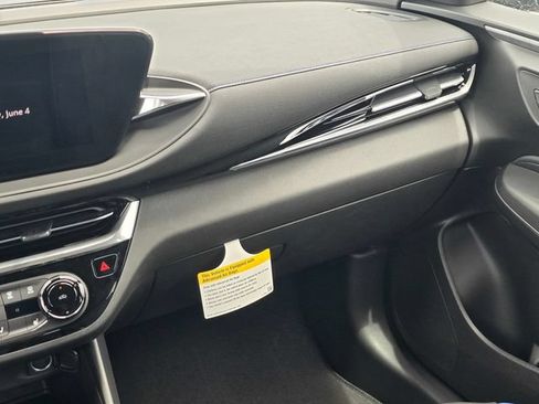 New 2026 Buick Envista Sport Touring w/ Convenience I Package FWD image 16