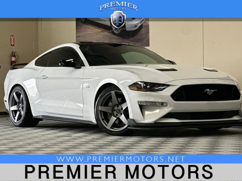 Used 2020 Ford Mustang GT RWD image 1