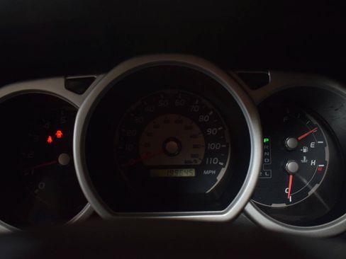 Used 2005 Toyota 4Runner Sport AWD/4WD image 41