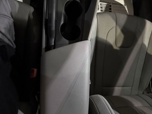 Used 2024 Hyundai Elantra SE image 20