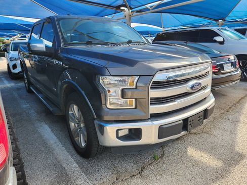 Used 2015 Ford F150 Lariat RWD image 1