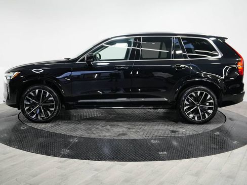 Used 2025 Volvo XC90 B6 Plus AWD/4WD image 4