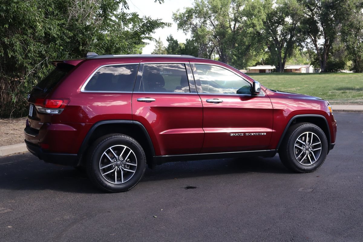 Used 2021 Jeep Grand Cherokee Limited AWD/4WD image 4