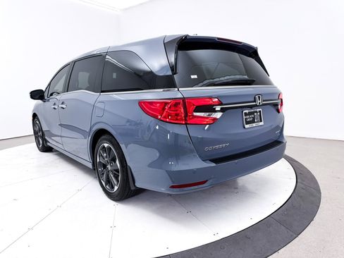 Used 2023 Honda Odyssey Elite image 15