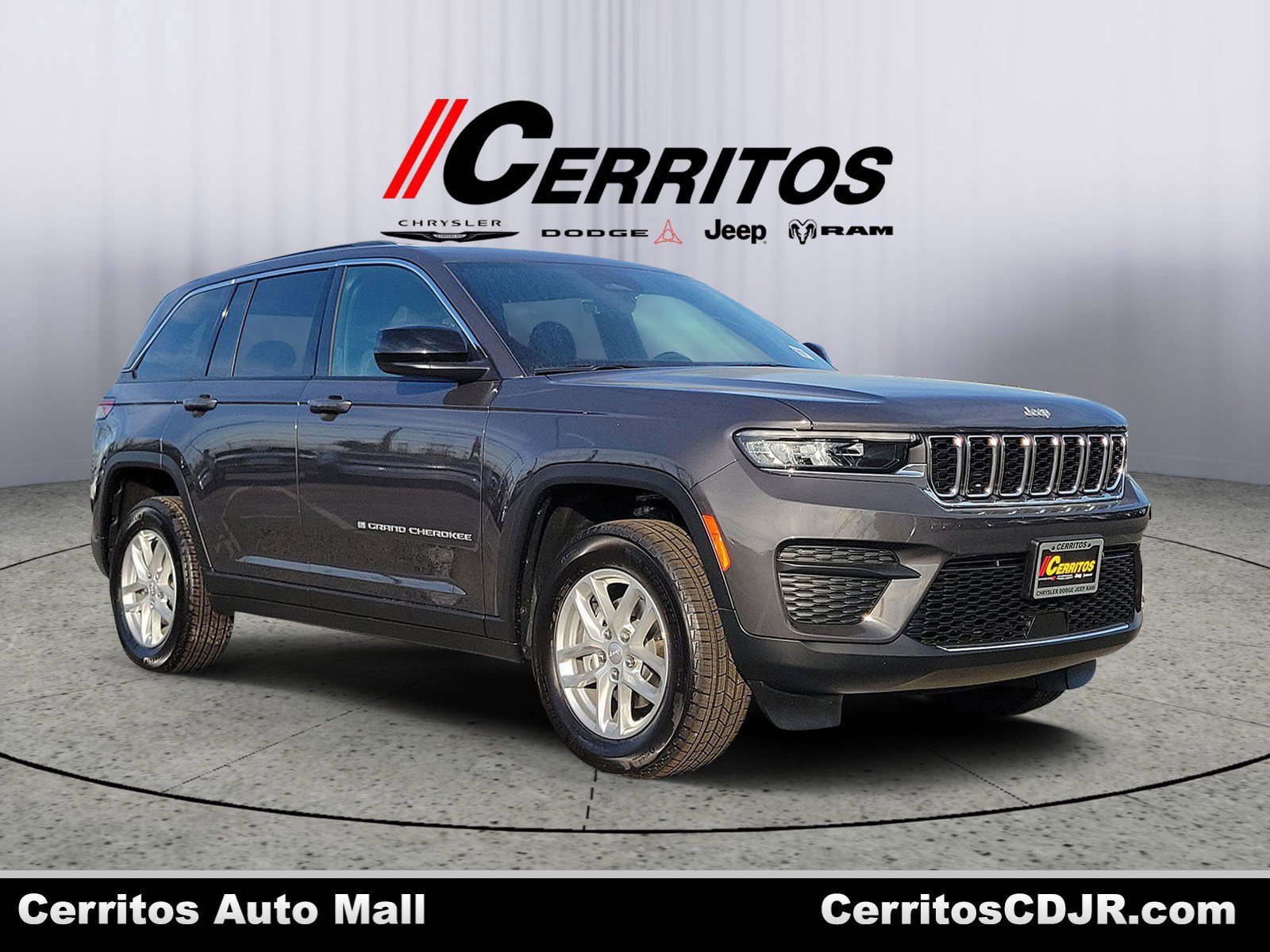 New 2026 Jeep Grand Cherokee Laredo X AWD/4WD image 1