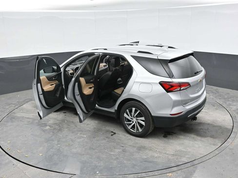 Used 2022 Chevrolet Equinox Premier AWD/4WD image 43