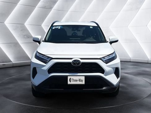 Used 2024 Toyota RAV4 XLE FWD image 8