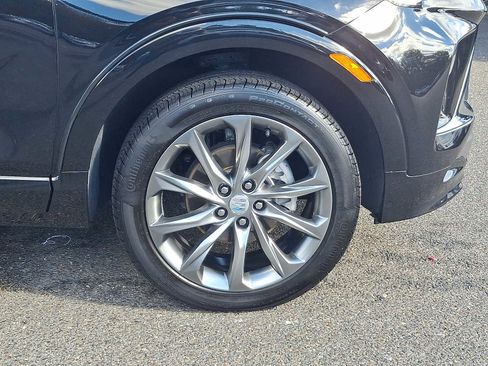 Certified 2024 Buick Encore GX Avenir w/ Avenir Convenience Package image 9