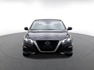 Used 2025 Nissan Altima 2.5 SV FWD video 2
