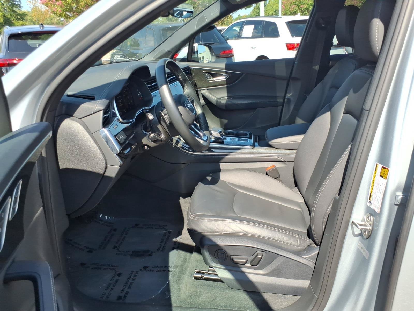 Certified 2025 Audi Q7 3.0T Premium Plus AWD/4WD image 12
