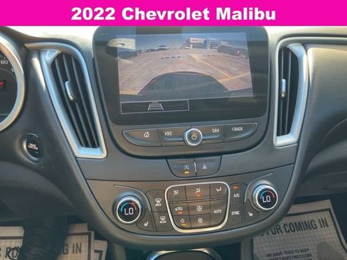 Used 2022 Chevrolet Malibu LT w/ Leather Package image 25
