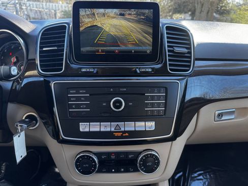 Used 2018 Mercedes-Benz GLE 350 GLE 350 4dr SUV image 18