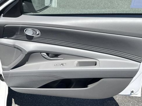 New 2026 Hyundai Elantra Sport FWD image 14
